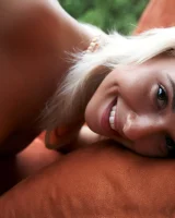 Errotica Archives - 32-emma_s14_0032_l